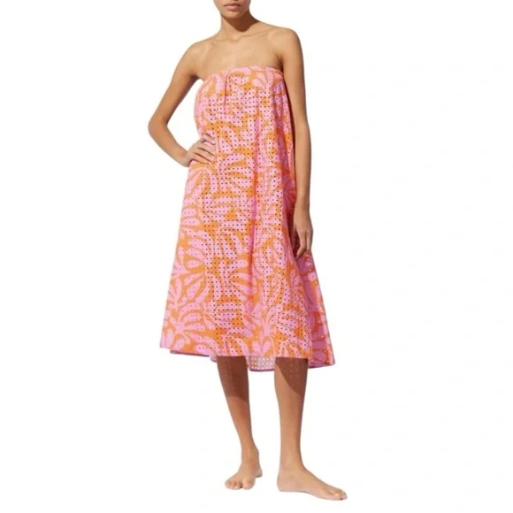 Solid & Striped Brie Eyelet Skirt Dress in Carnation Pink Clementine - Picture 2 of 7